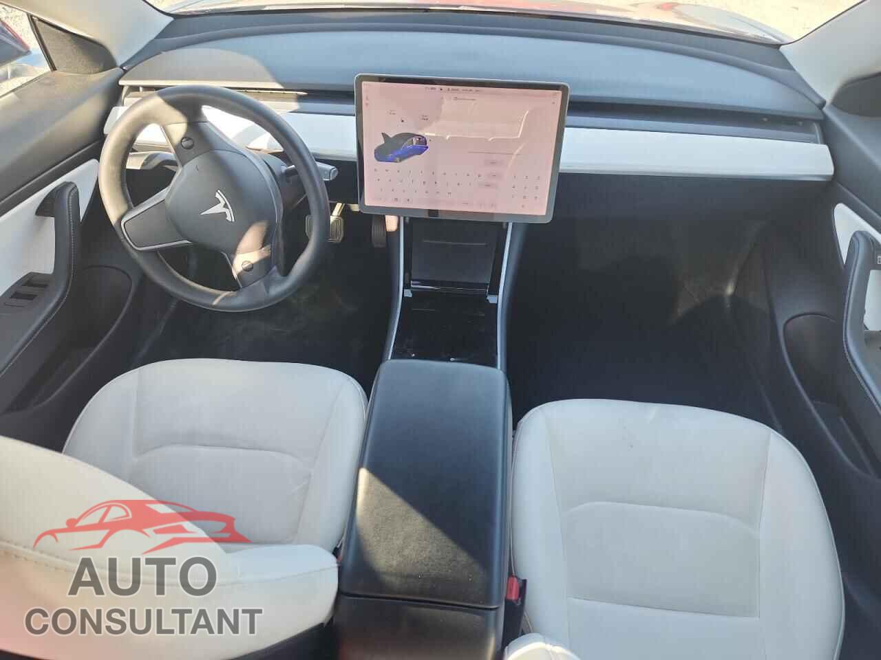 TESLA MODEL 3 2019 - 5YJ3E1EB8KF450918
