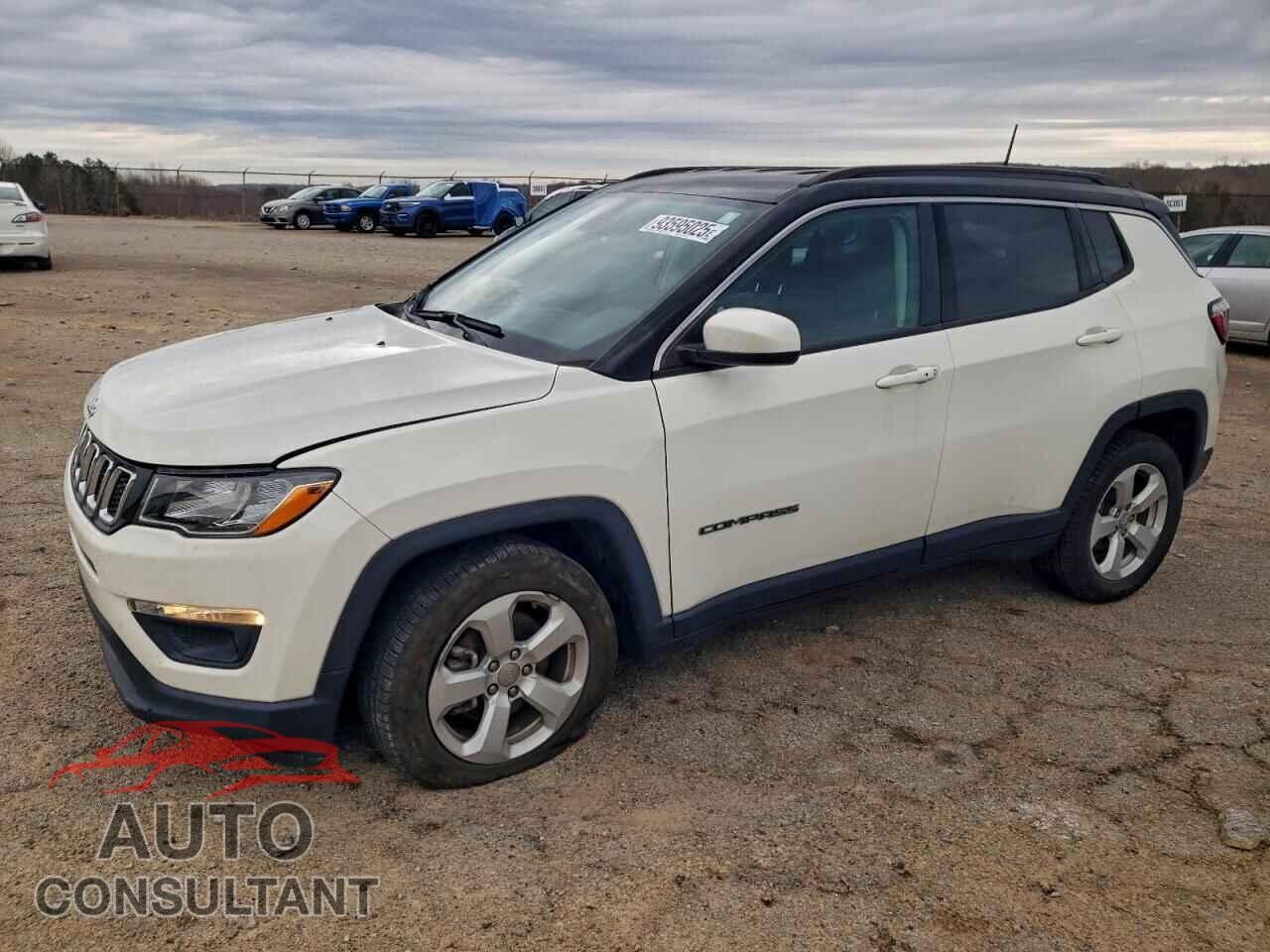 JEEP COMPASS 2018 - 3C4NJDBB8JT349727