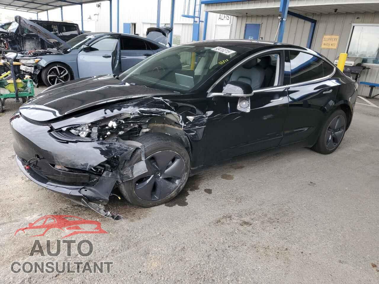 TESLA MODEL 3 2018 - 5YJ3E1EA1JF031329