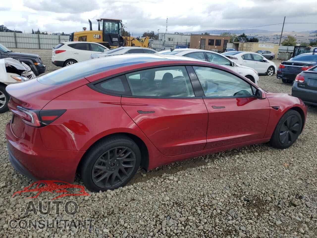 TESLA MODEL 3 2024 - 5YJ3E1EA5RF737831