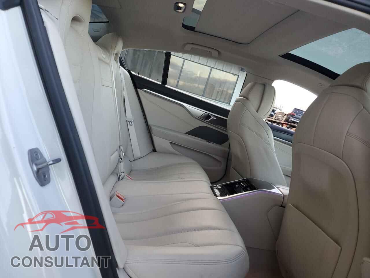 BMW 8 SERIES 2020 - WBAGV4C00LCE52603