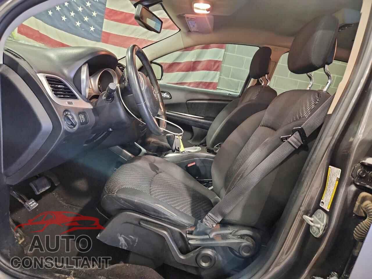 DODGE JOURNEY 2015 - 3C4PDCAB5FT637482