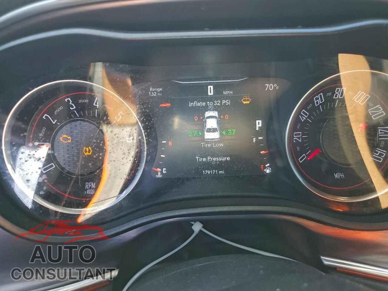 DODGE CHALLENGER 2018 - 2C3CDZAG4JH245502