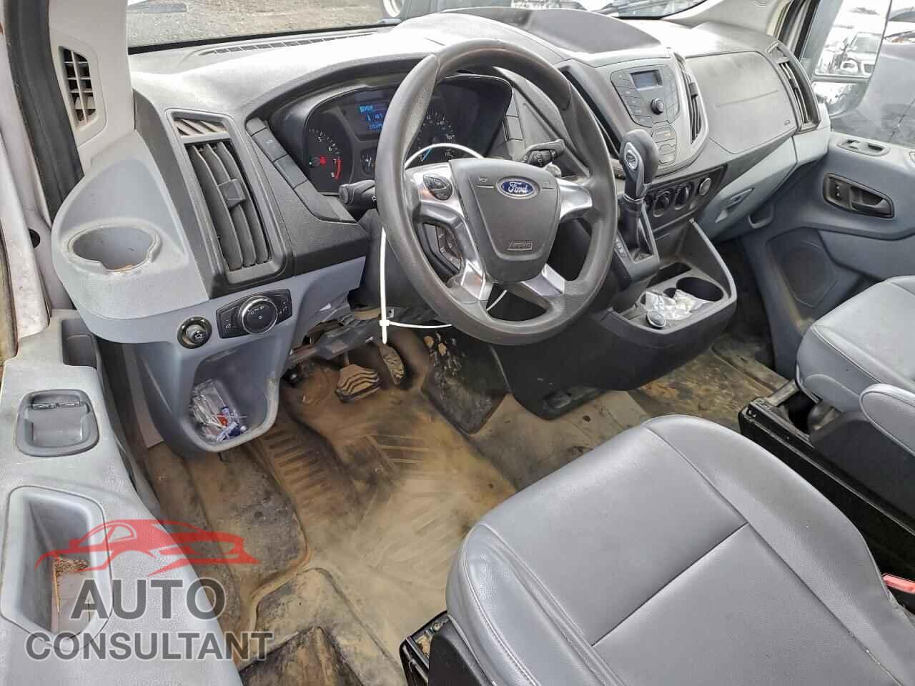 FORD TRANSIT 2019 - 1FTYR2CM3KKA00603