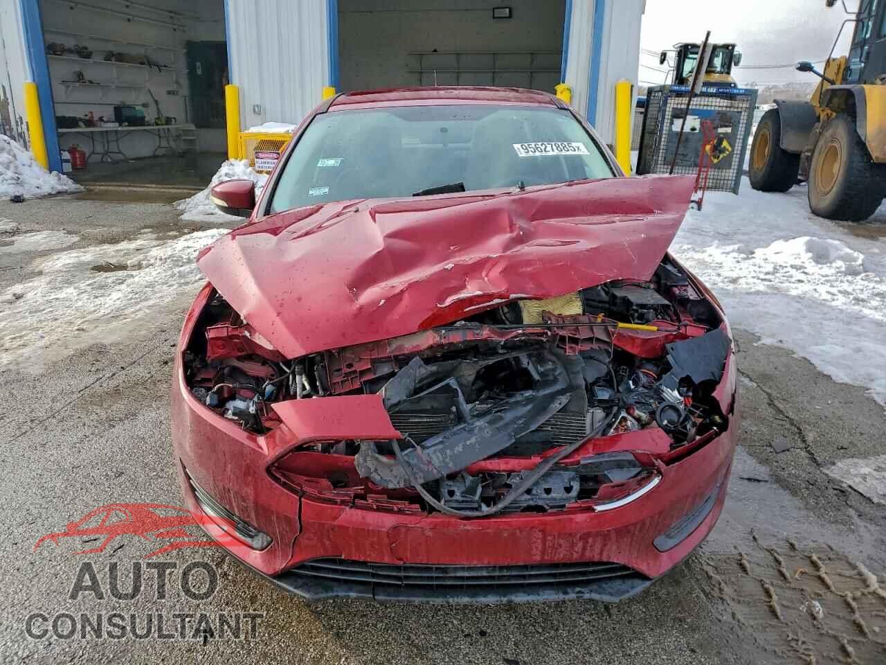 FORD FOCUS 2016 - 1FADP3F26GL217560