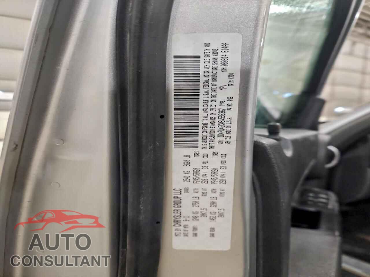 DODGE NITRO 2011 - 1D4PU4GK0BW598367