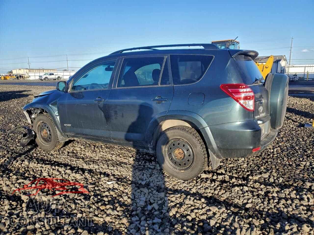 TOYOTA RAV4 2010 - JTMRF4DVXAD021435