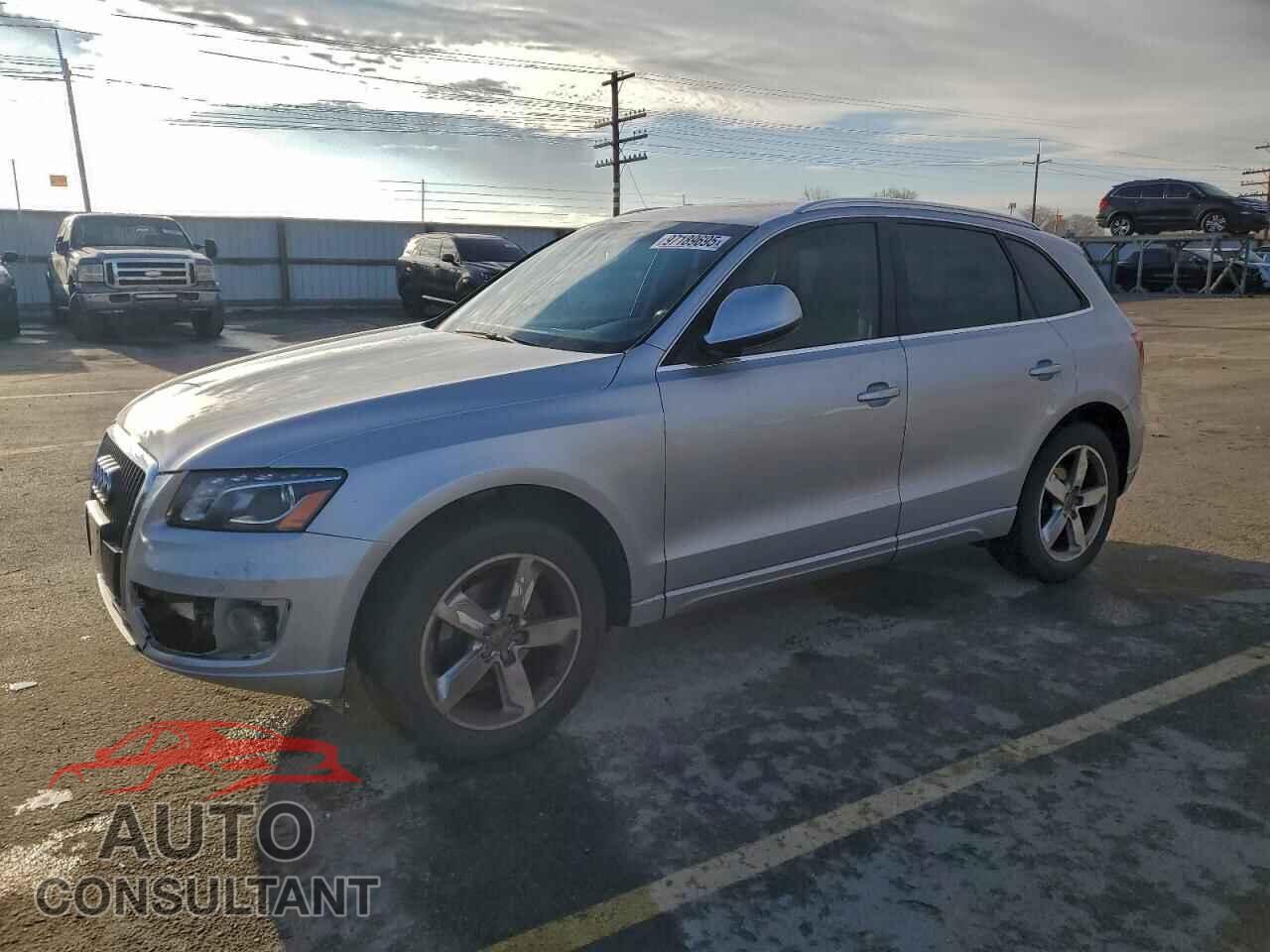 AUDI Q5 2012 - WA1LFAFP9CA031908