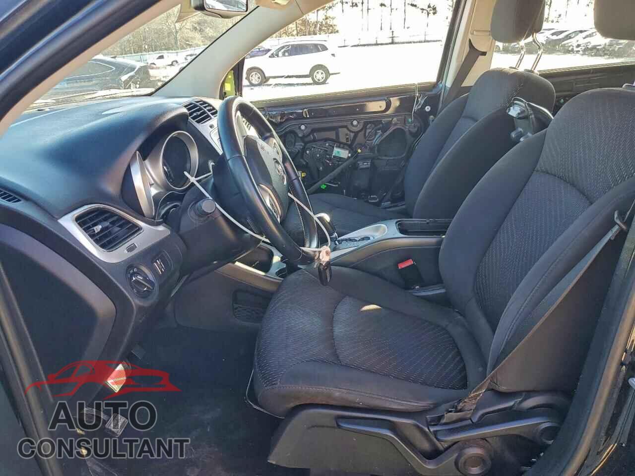 DODGE JOURNEY 2015 - 3C4PDCAB4FT720000