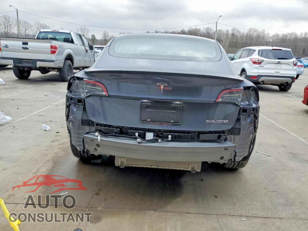 TESLA MODEL 3 2023 - 5YJ3E1EC8PF661214