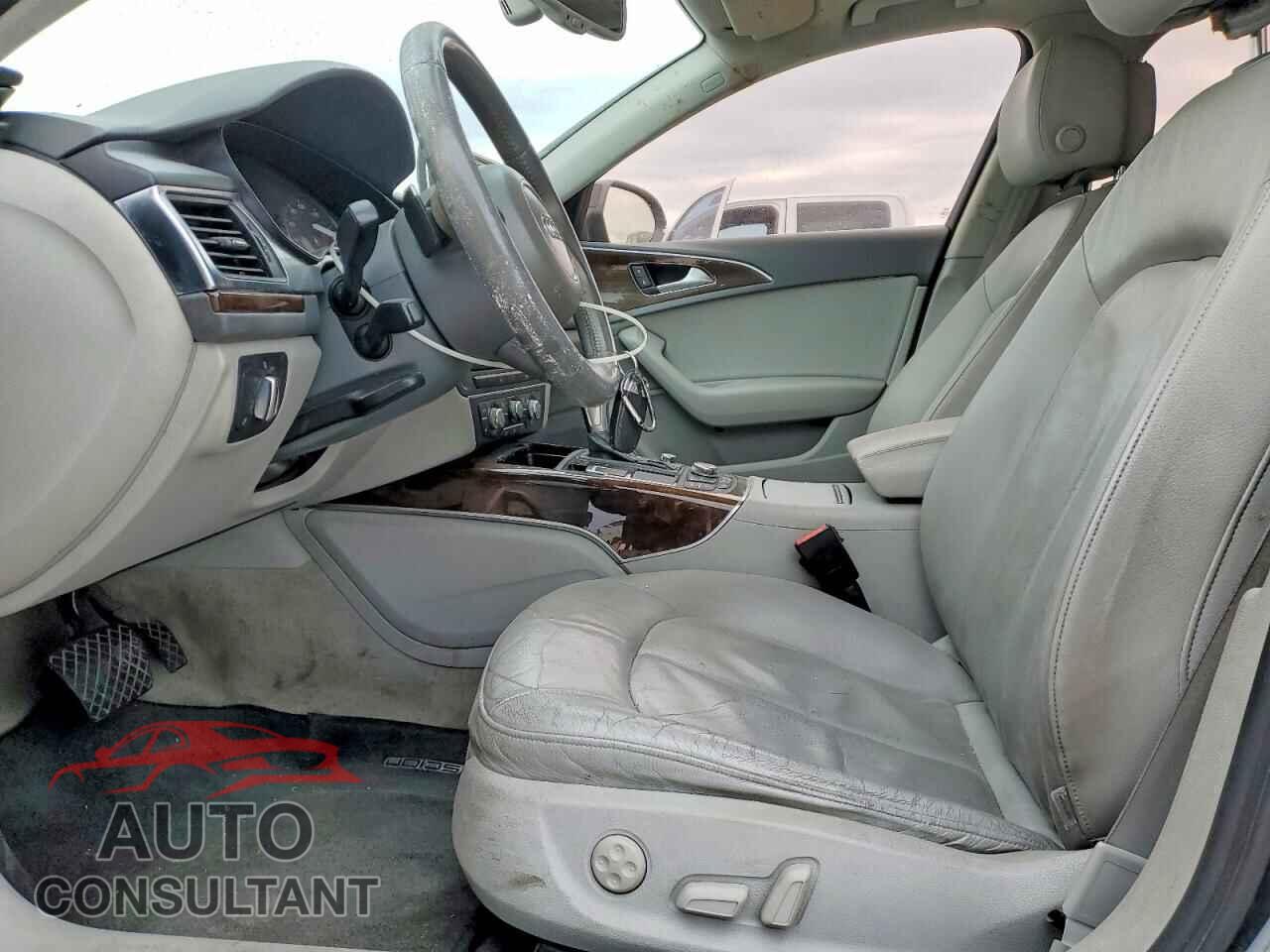 AUDI A6 2012 - WAUDFAFC4CN144288