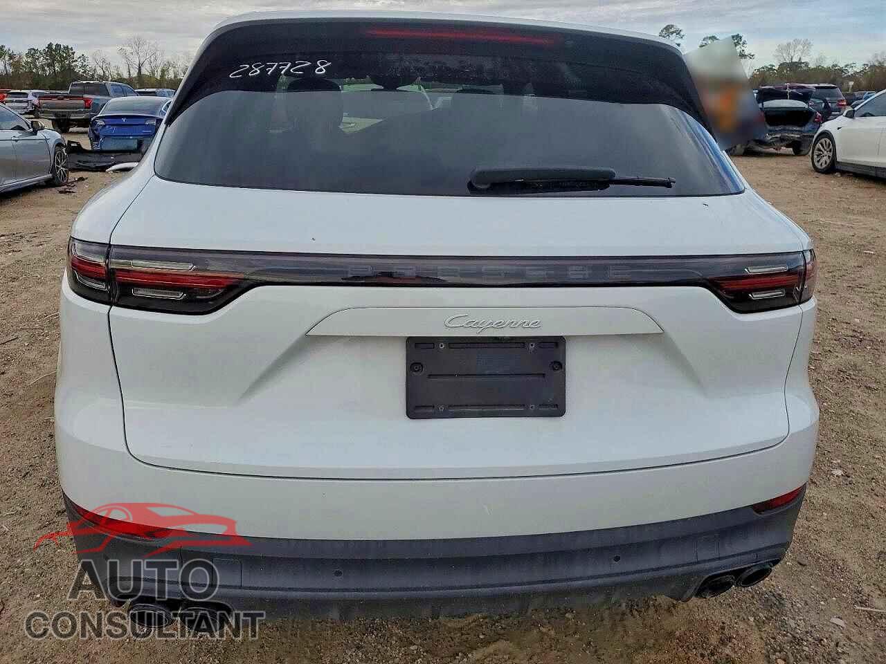 PORSCHE CAYENNE 2021 - WP1AA2AY2MDA09569