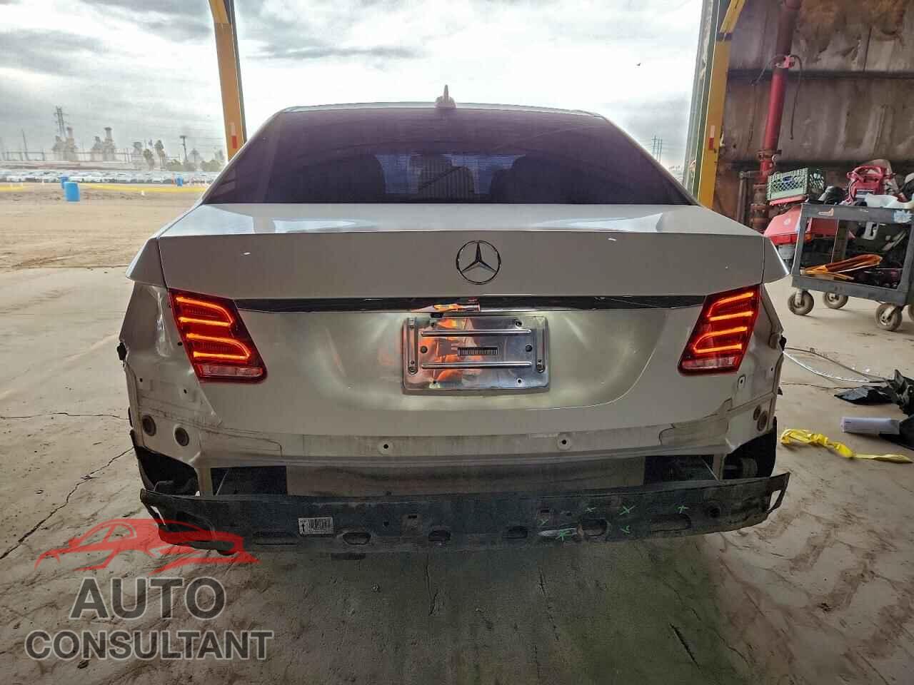 MERCEDES-BENZ E-CLASS 2014 - WDDHF5KB6EA998997