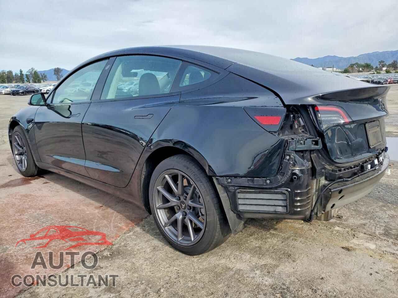 TESLA MODEL 3 2023 - 5YJ3E1EA0PF709657