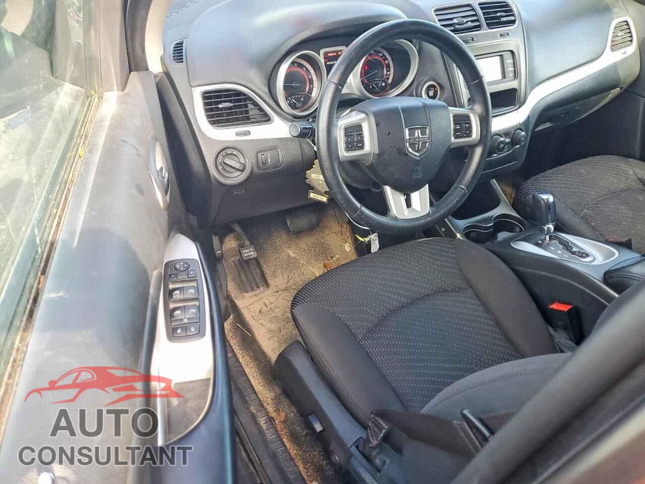 DODGE JOURNEY 2017 - 3C4PDCBB8HT695555