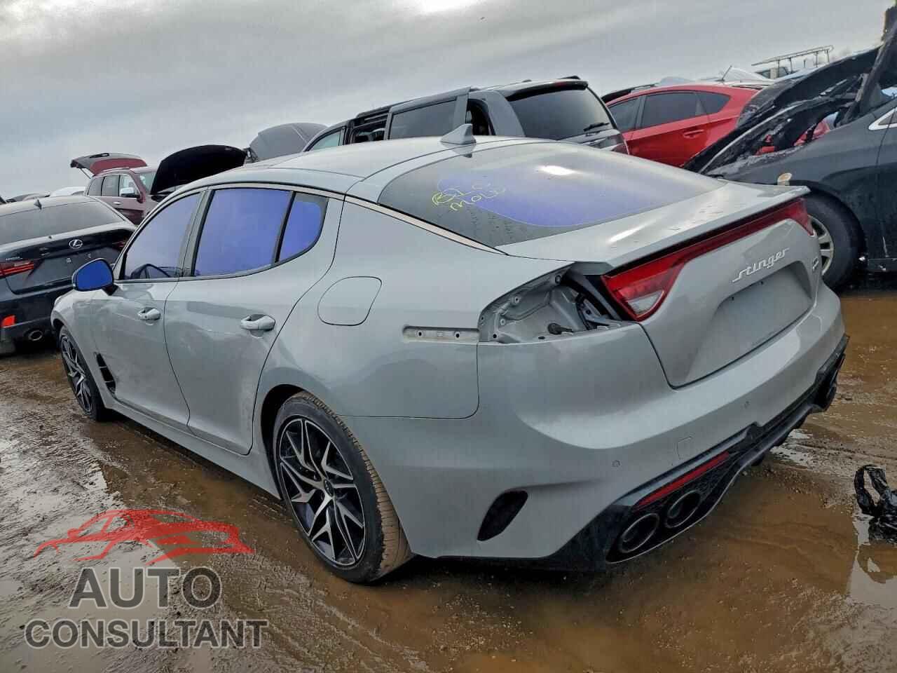 KIA STINGER 2023 - KNAE35LD2P6122811