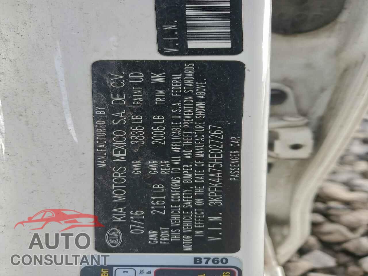 KIA FORTE 2017 - 3KPFK4A75HE027267