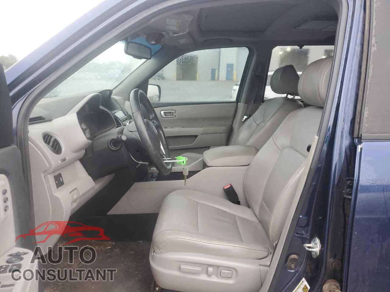 HONDA PILOT 2013 - 5FNYF3H93DB025522
