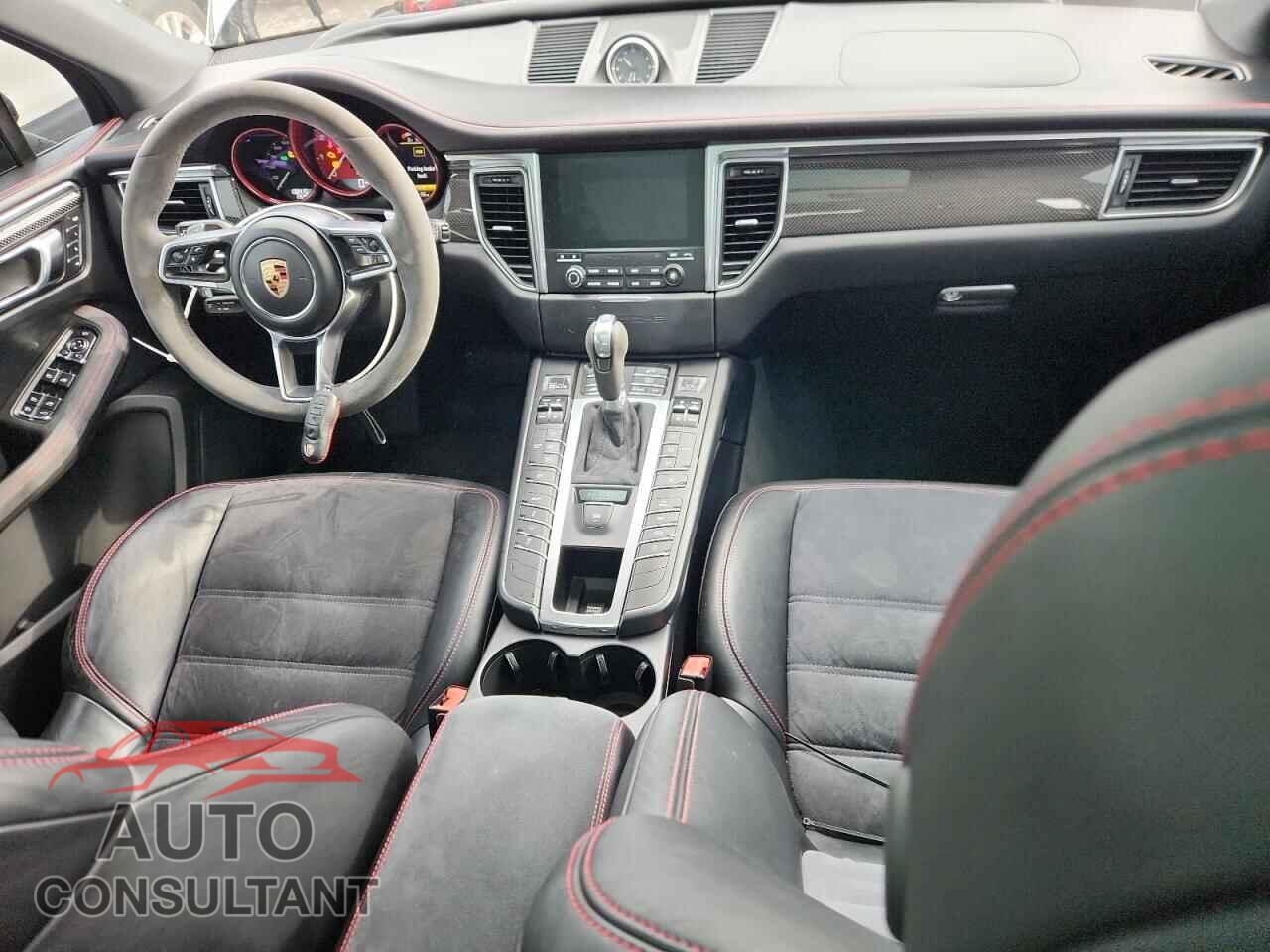 PORSCHE MACAN 2017 - WP1AG2A56HLB50645