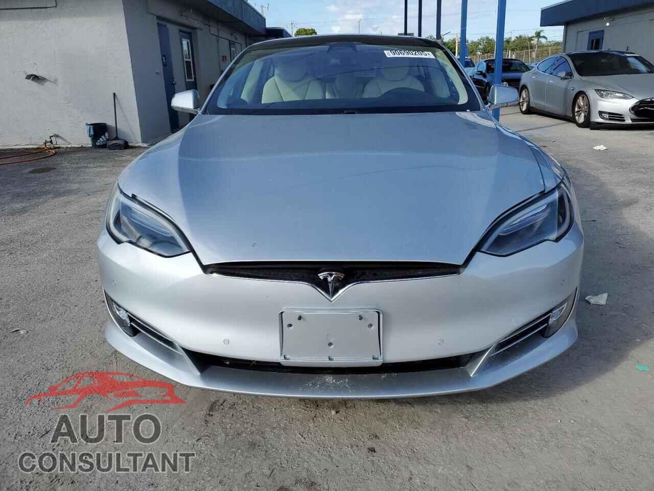 TESLA MODEL S 2017 - 5YJSA1E20HF218801