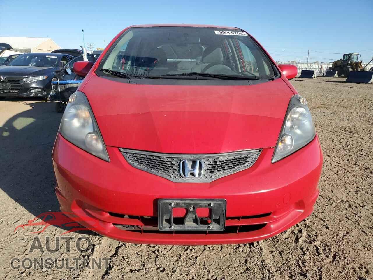 HONDA FIT 2013 - JHMGE8H33DC007718