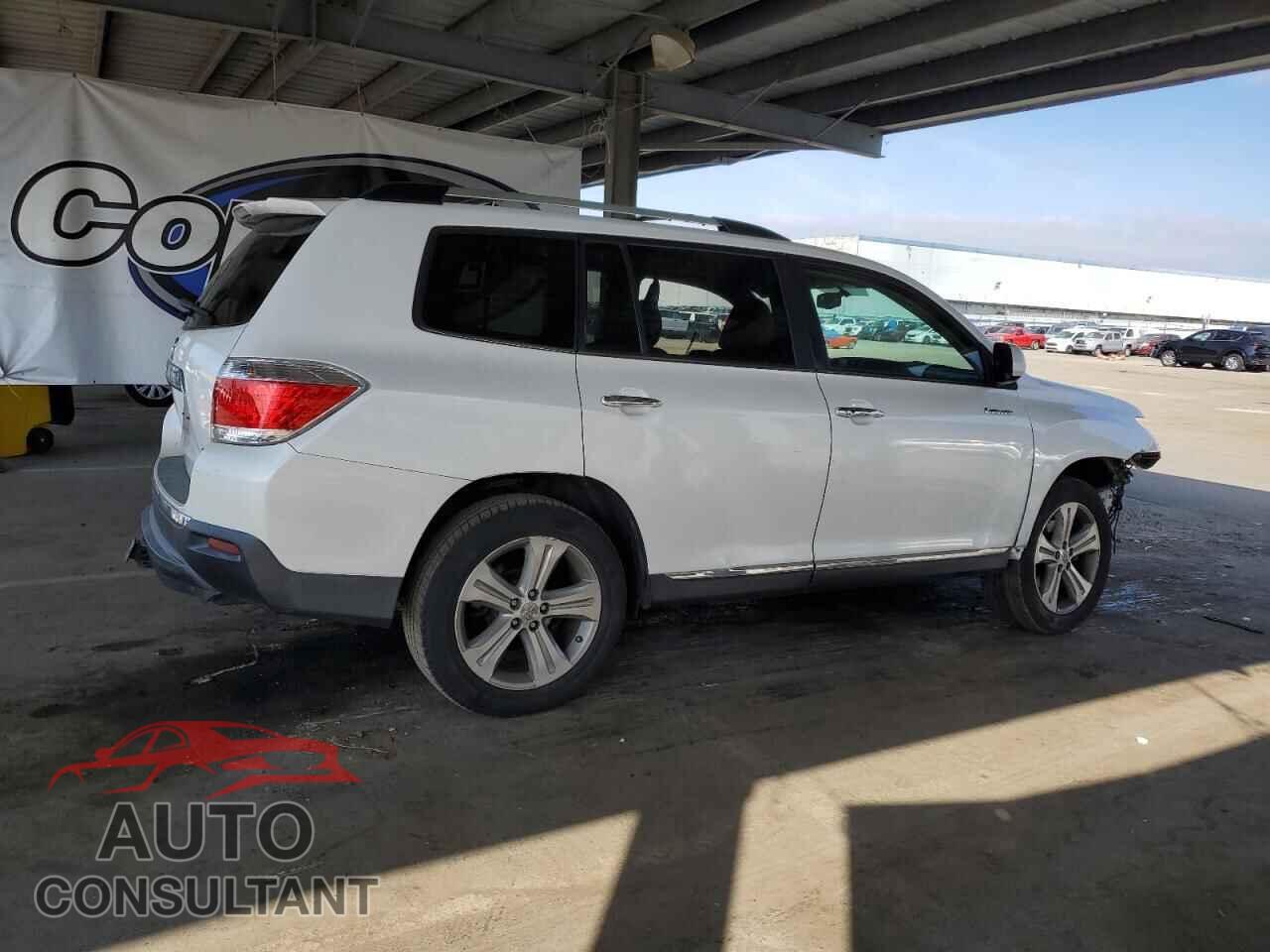 TOYOTA HIGHLANDER 2013 - 5TDDK3EH8DS276974