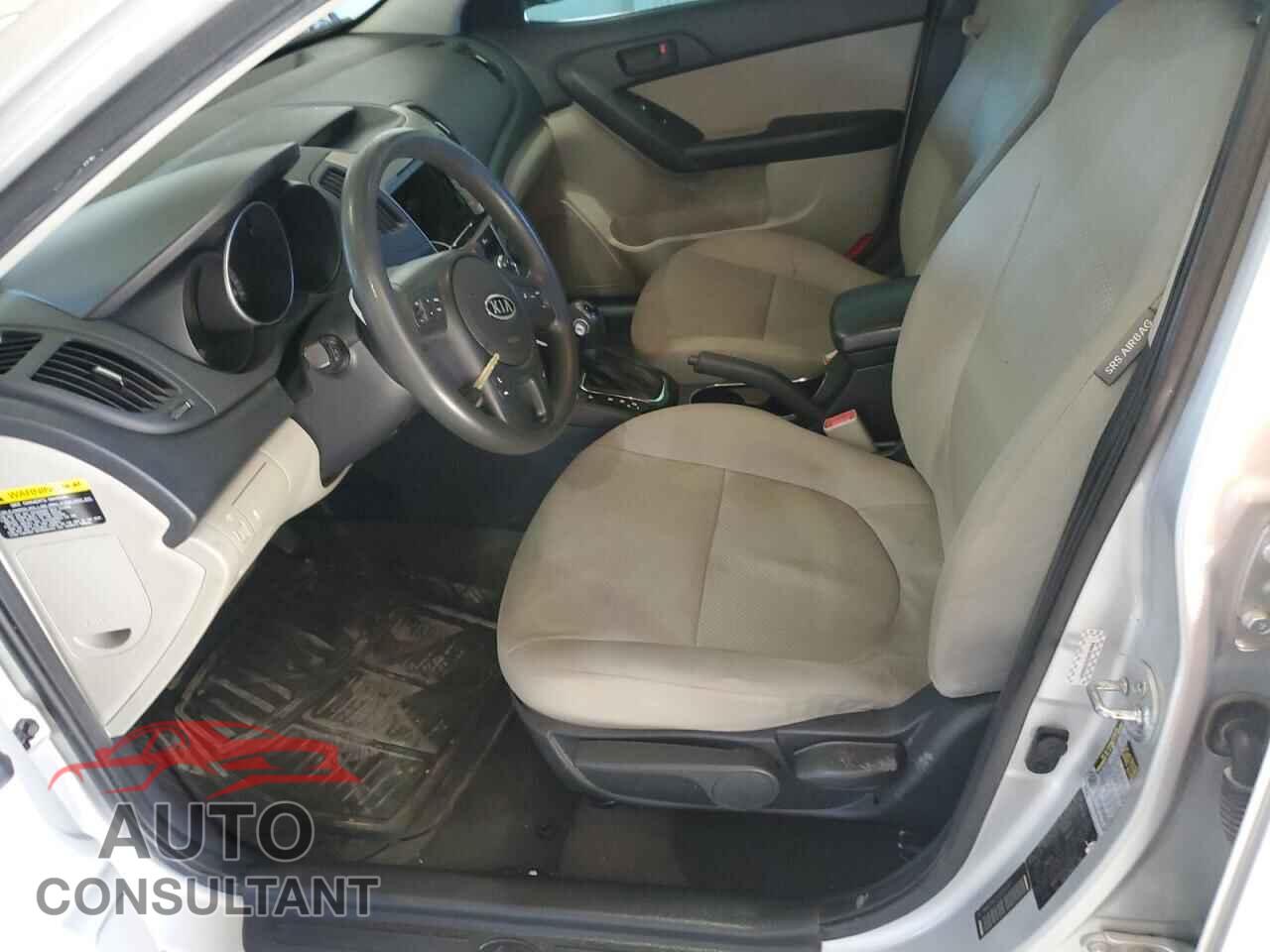 KIA FORTE 2012 - KNAFU4A2XC5555547