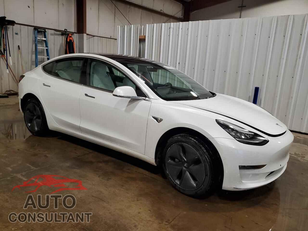 TESLA MODEL 3 2019 - 5YJ3E1EA1KF302018