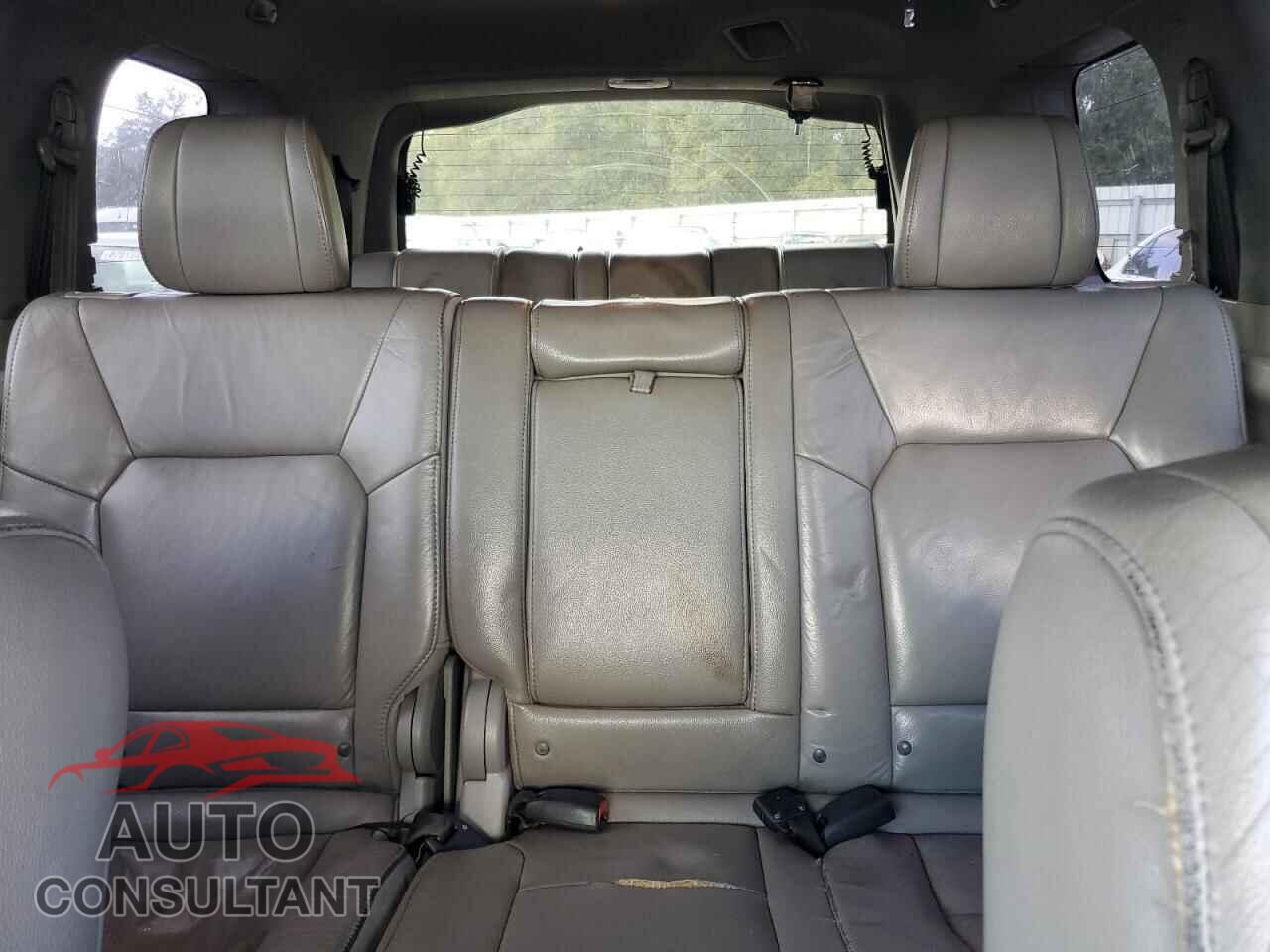 HONDA PILOT 2012 - 5FNYF3H74CB001033