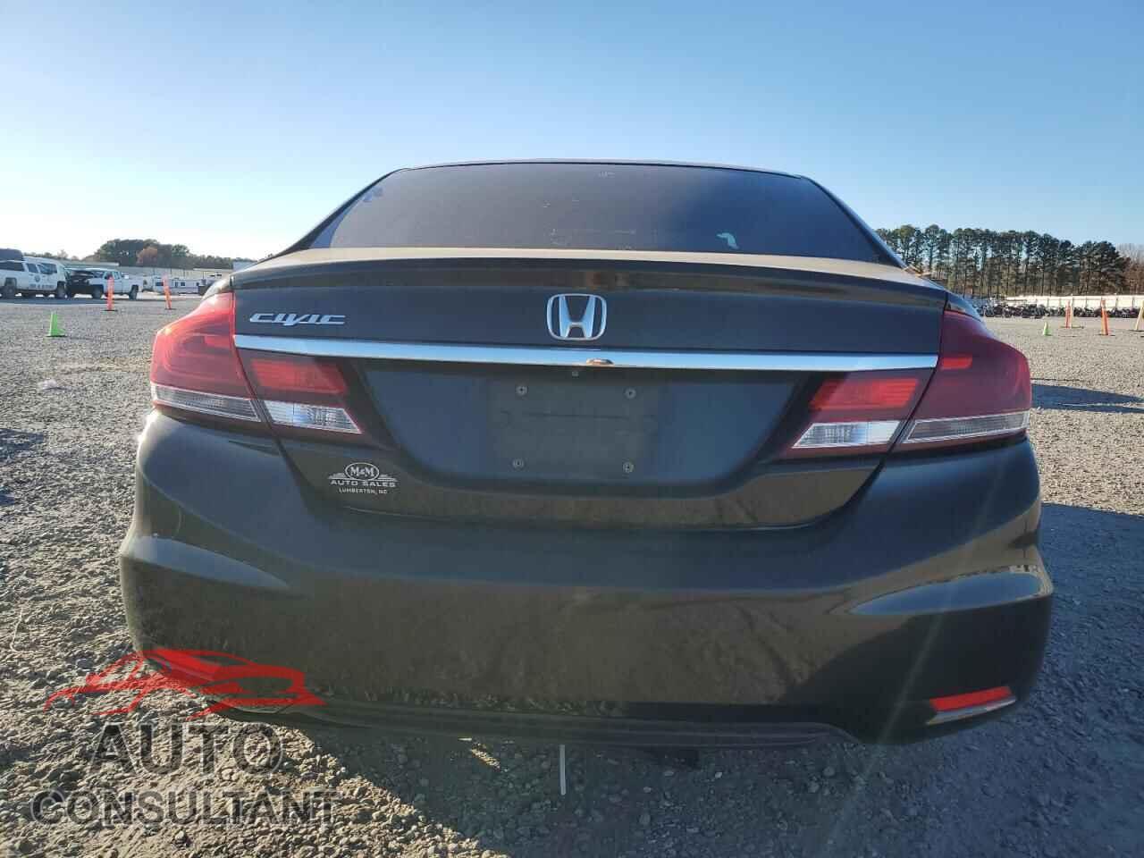 HONDA CIVIC 2013 - 2HGFB2F55DH567794