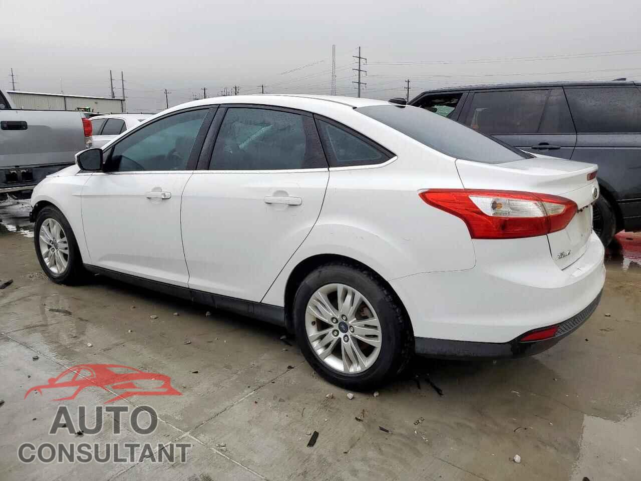 FORD FOCUS 2012 - 1FAHP3H29CL478917