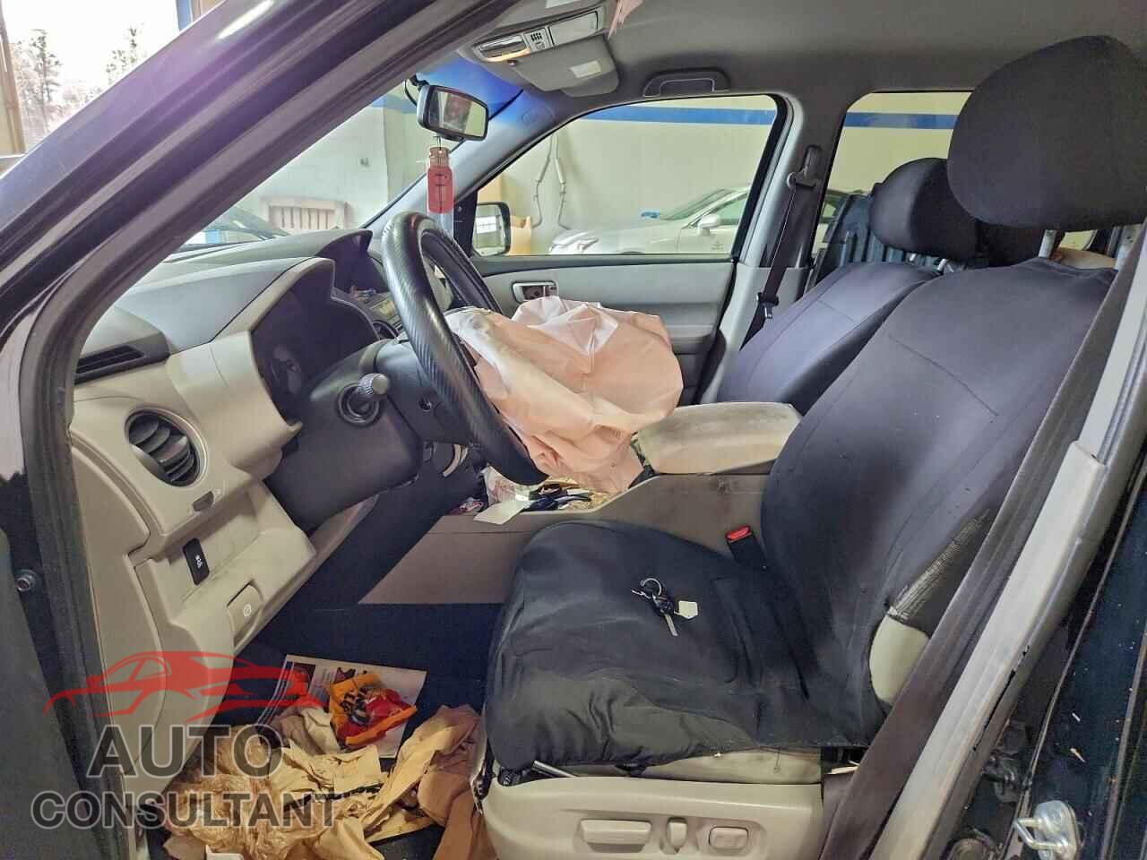 HONDA PILOT 2015 - 5FNYF4H40FB005287