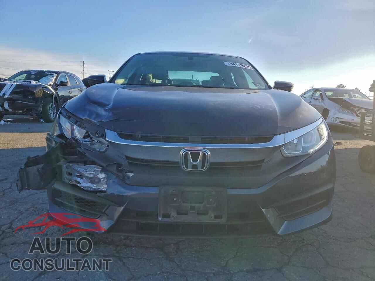 HONDA CIVIC 2017 - 2HGFC2F58HH555092