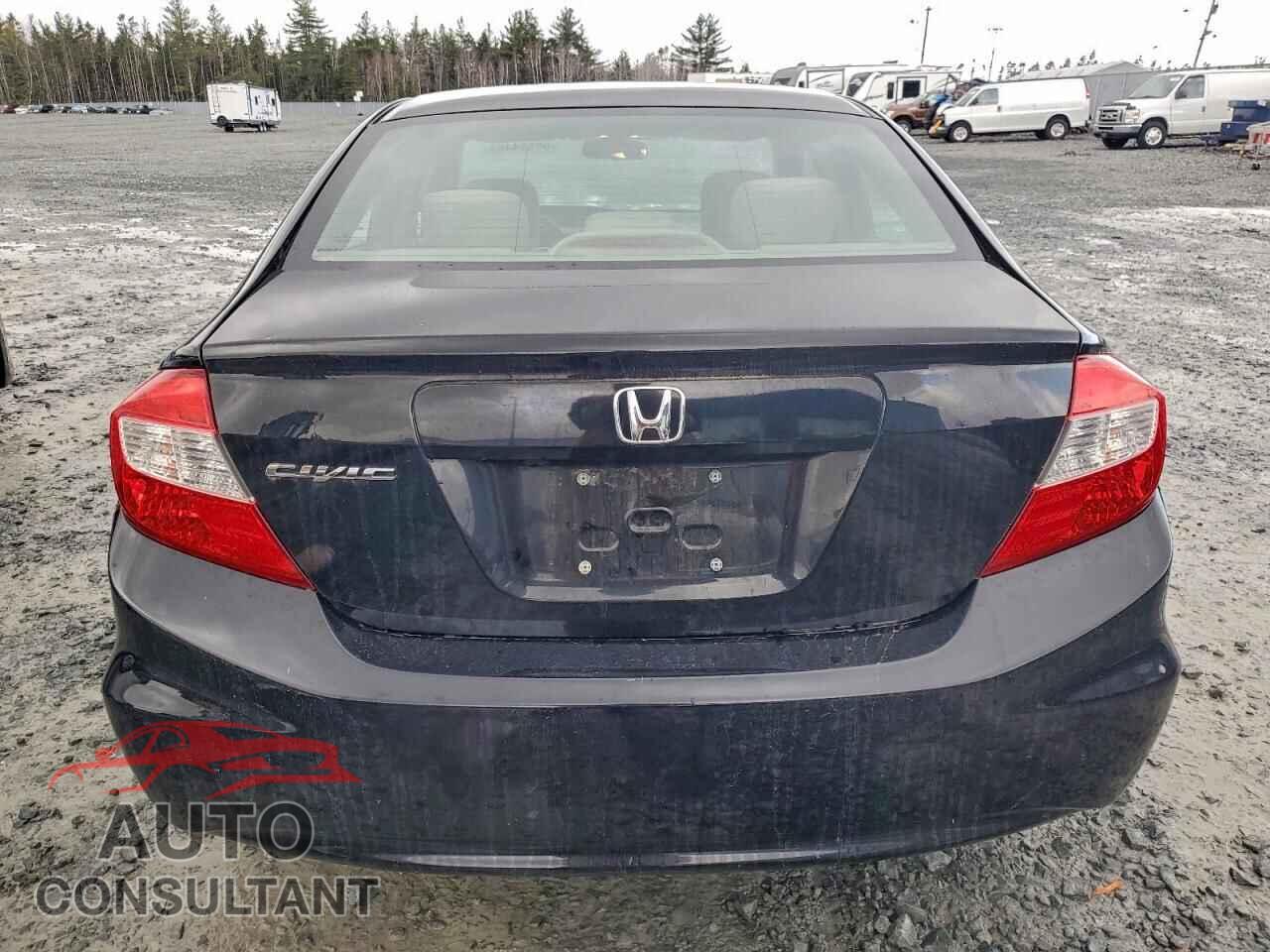 HONDA CIVIC 2012 - 2HGFB2F42CH100287