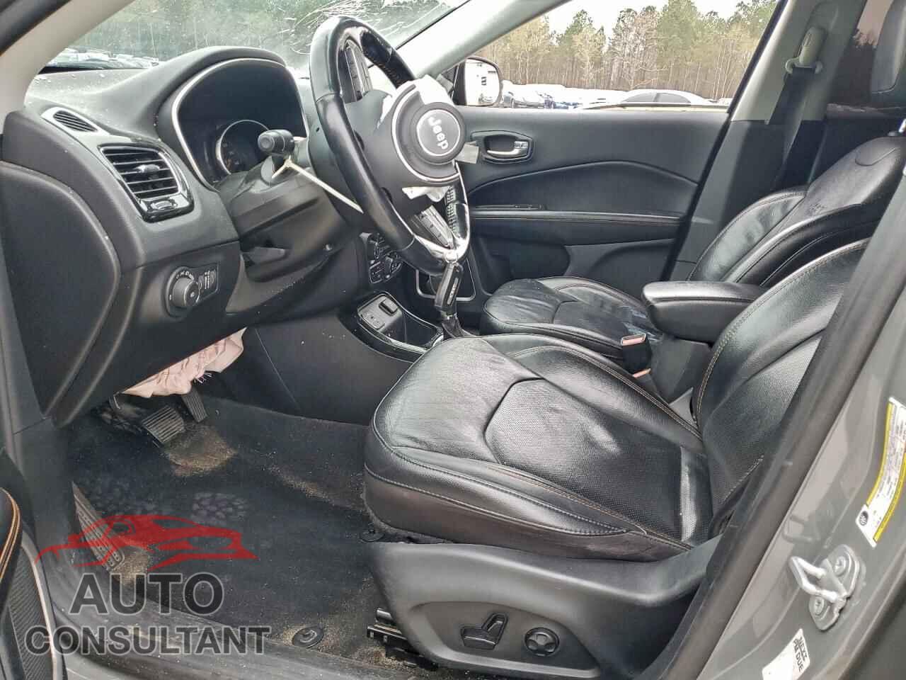 JEEP COMPASS 2020 - 3C4NJCCB4LT129027
