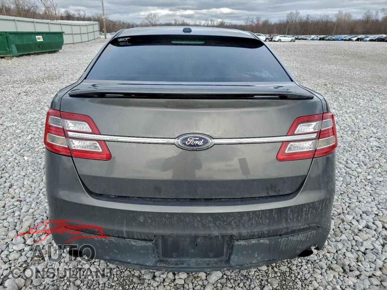 FORD TAURUS 2017 - 1FAHP2KT0HG105227