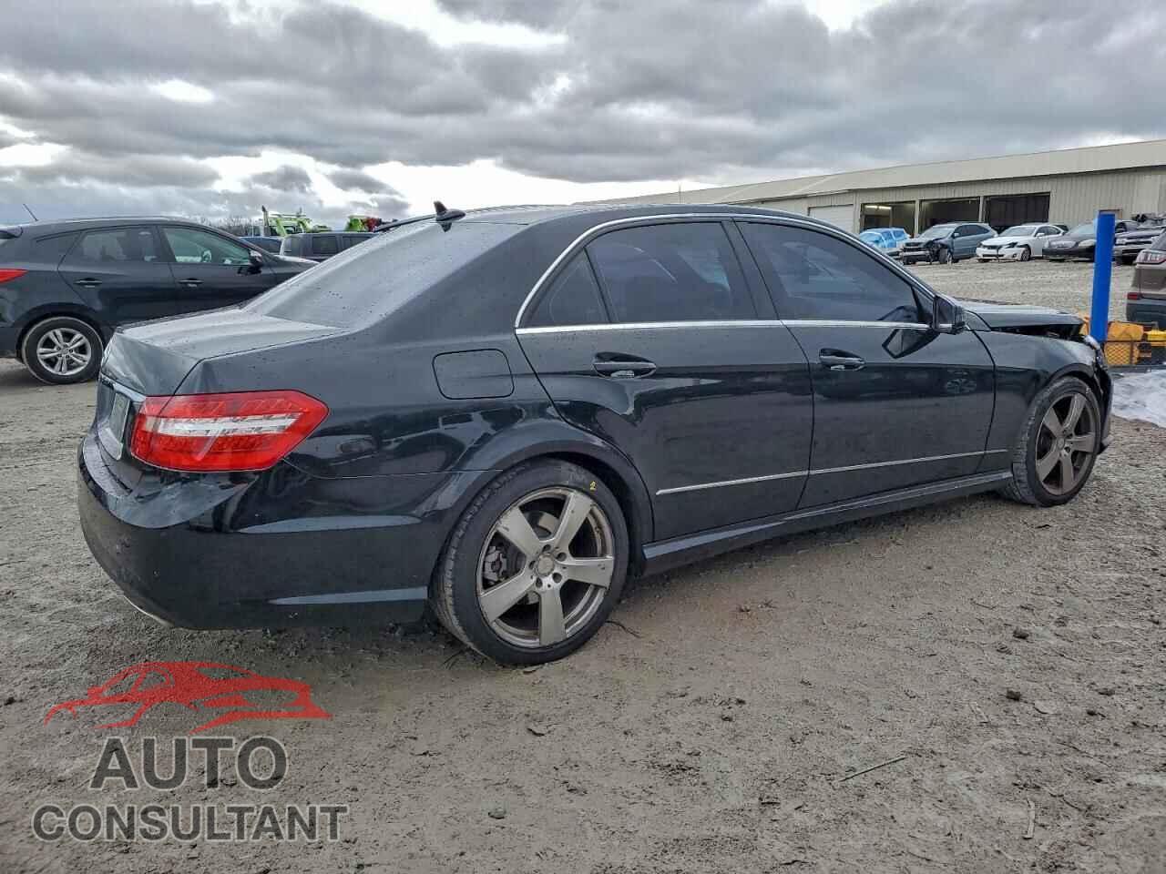 MERCEDES-BENZ E-CLASS 2011 - WDDHF5GB4BA369842
