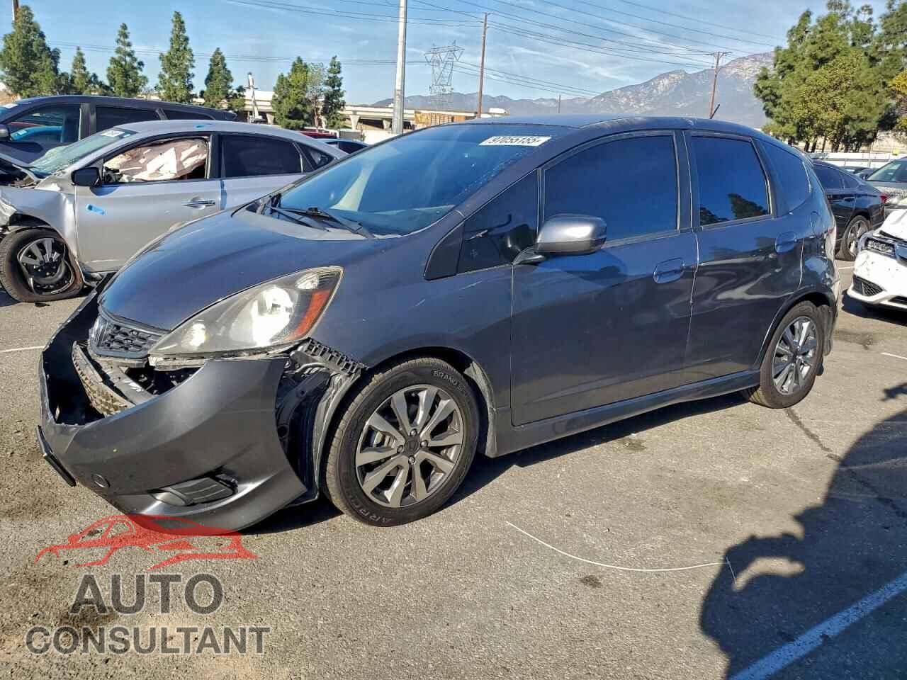 HONDA FIT 2012 - JHMGE8H58CC042044