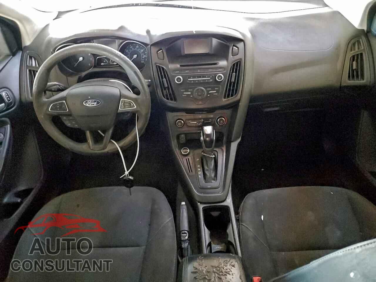 FORD FOCUS 2015 - 1FADP3F21FL294402