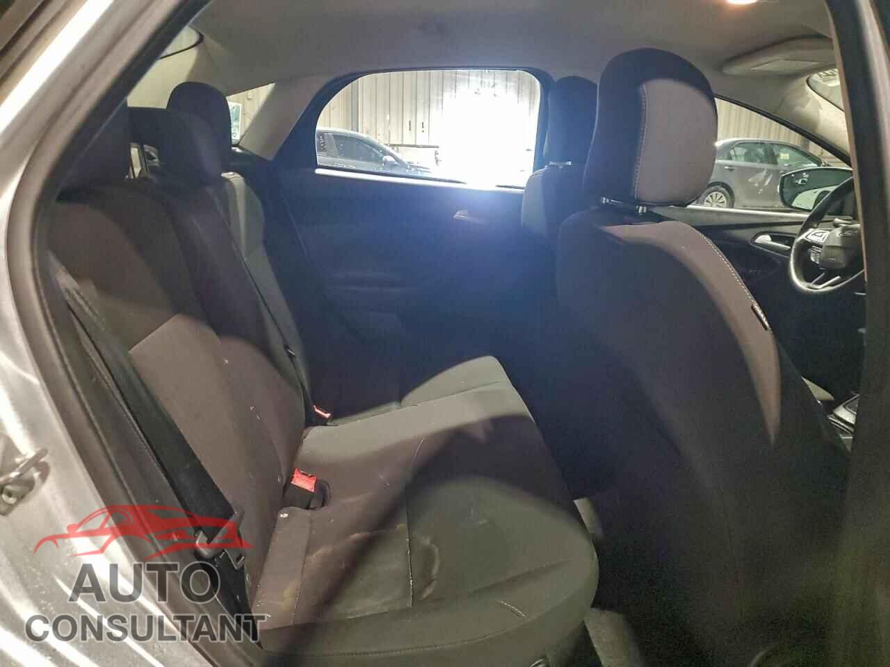 FORD FOCUS 2015 - 1FADP3F24FL338327