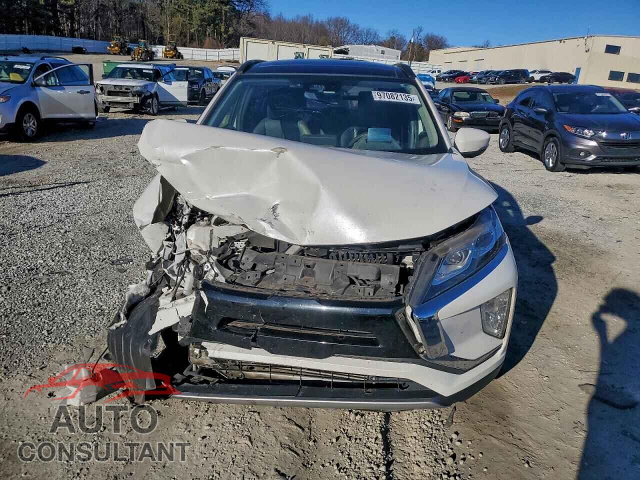 MITSUBISHI ECLIPSE 2018 - JA4AT5AA1JZ042376