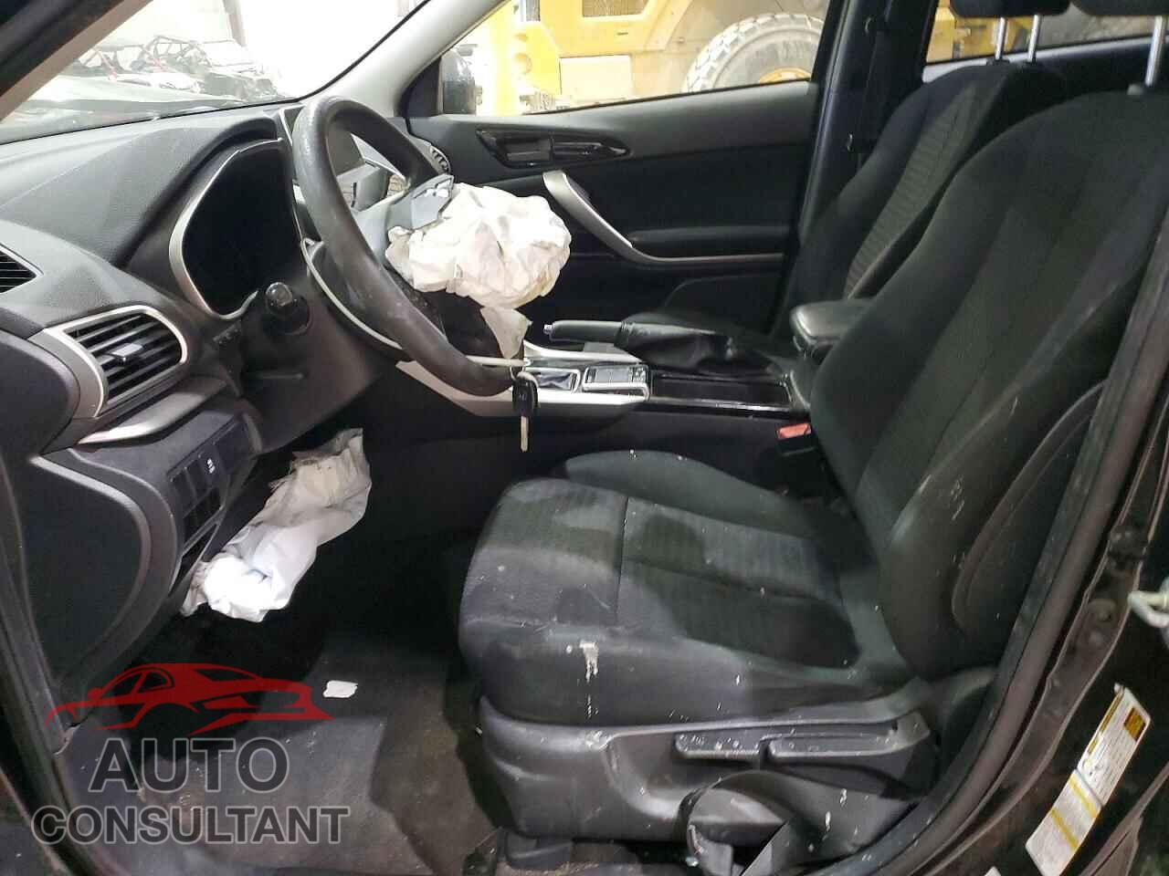 MITSUBISHI ECLIPSE 2019 - JA4AT4AA9KZ046039