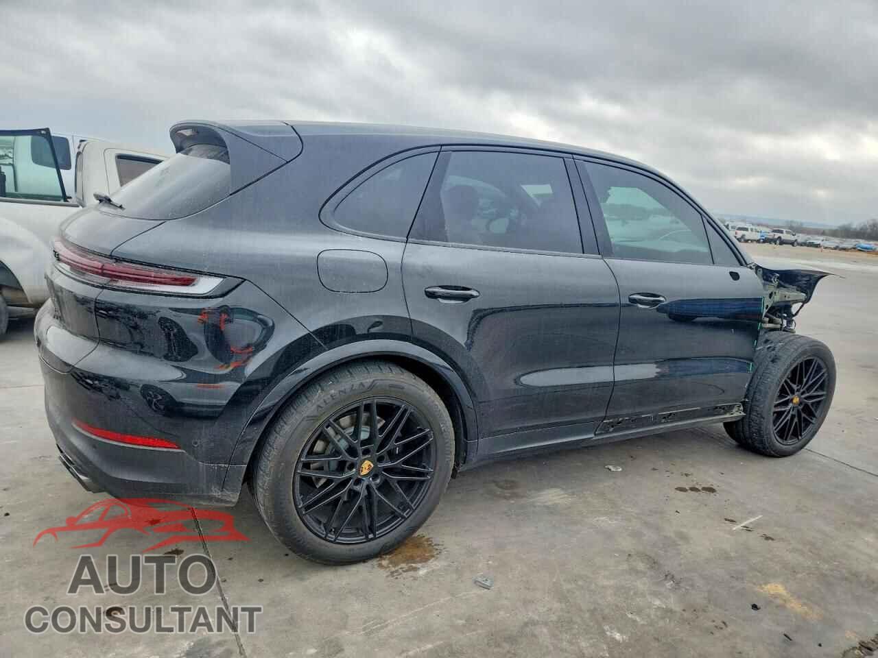 PORSCHE CAYENNE 2024 - WP1AA2AY0RDA03762