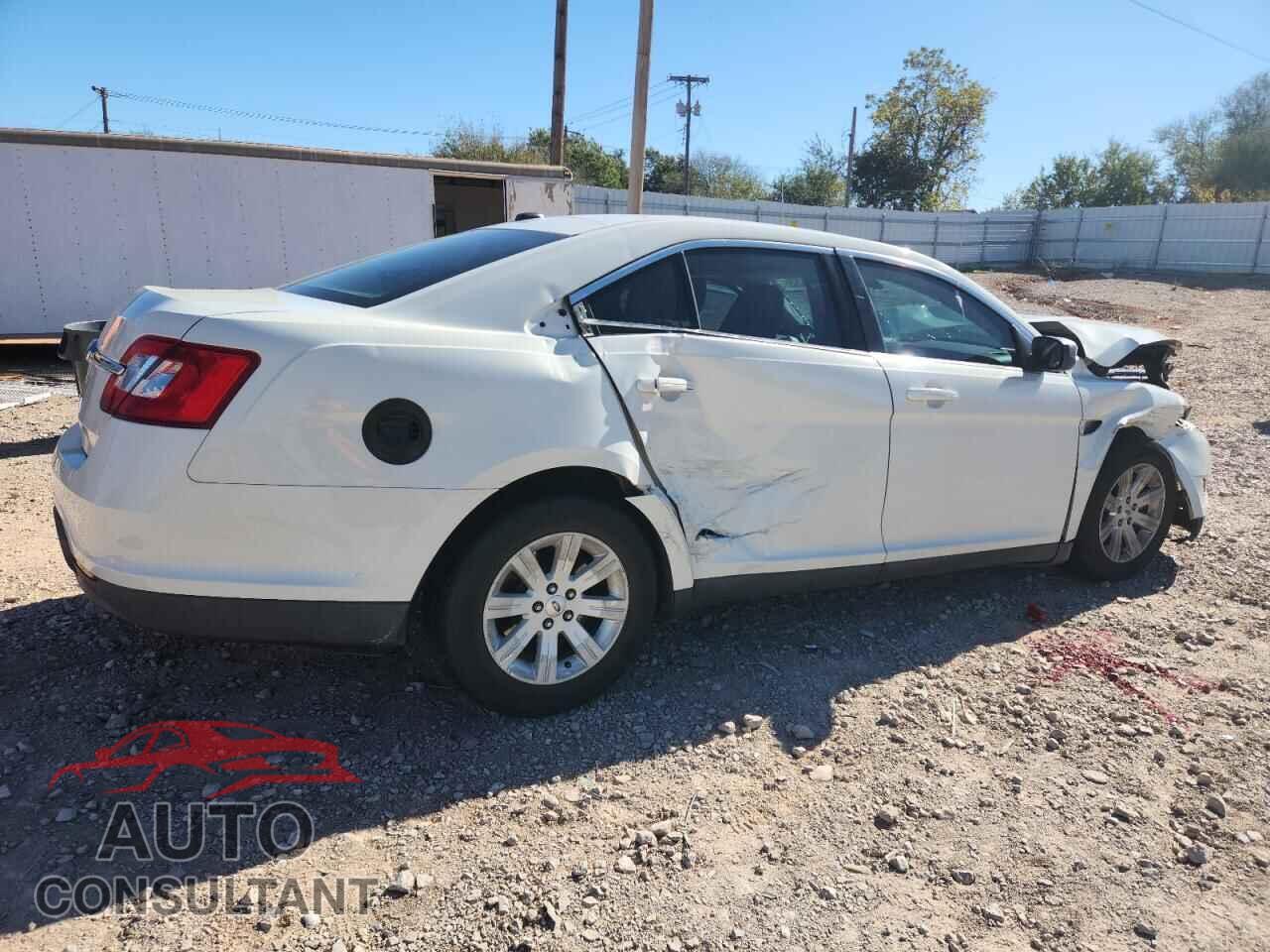 FORD TAURUS 2010 - 1FAHP2DW7AG119896