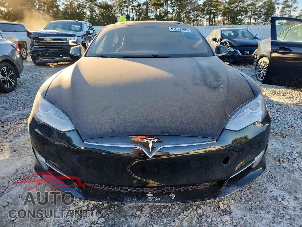 TESLA MODEL S 2013 - 5YJSA1DN8DFP13799