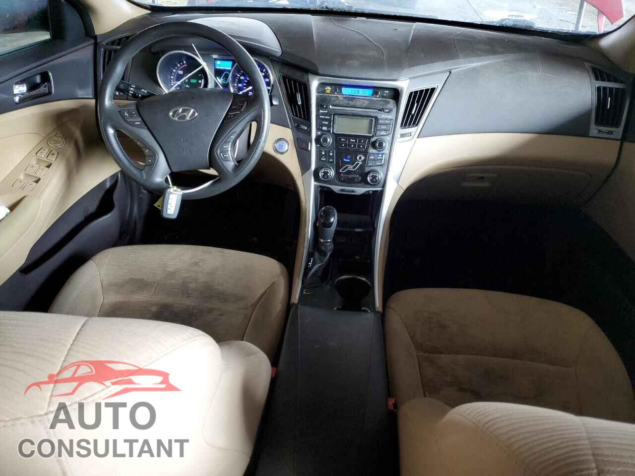 HYUNDAI SONATA 2013 - KMHEC4A41DA069104