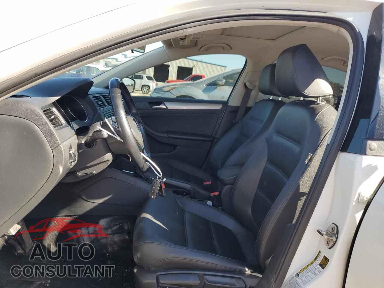 VOLKSWAGEN JETTA 2017 - 3VWDB7AJ7HM210516