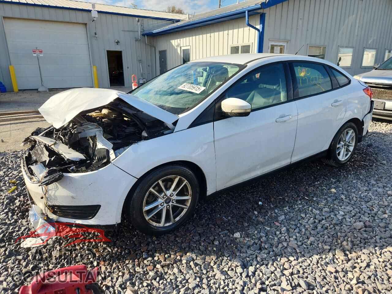 FORD FOCUS 2015 - 1FADP3F28FL308232