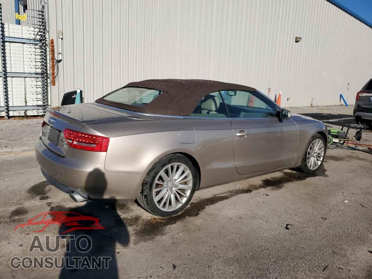 AUDI A5 2011 - WAULFAFH4BN002013