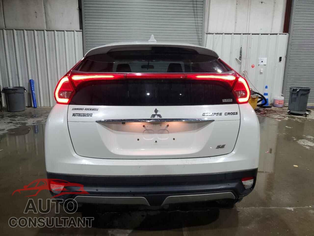 MITSUBISHI ECLIPSE 2018 - JA4AT5AA2JZ067111